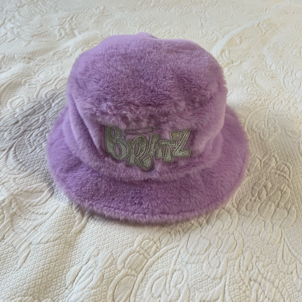Bratz Bucket Hat